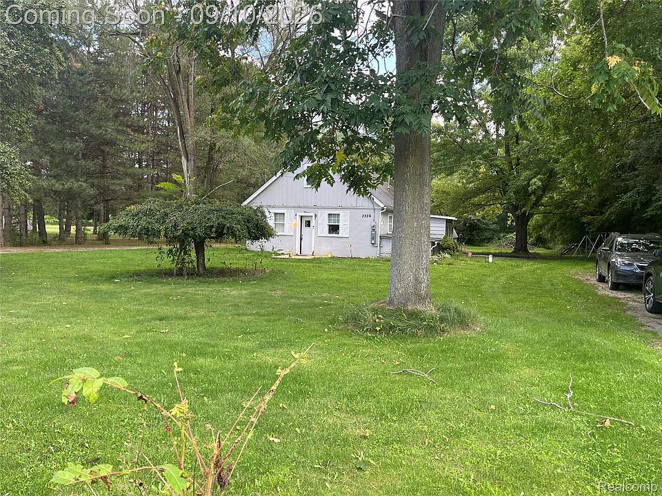 2nd image of 3336 E Pierson Rd