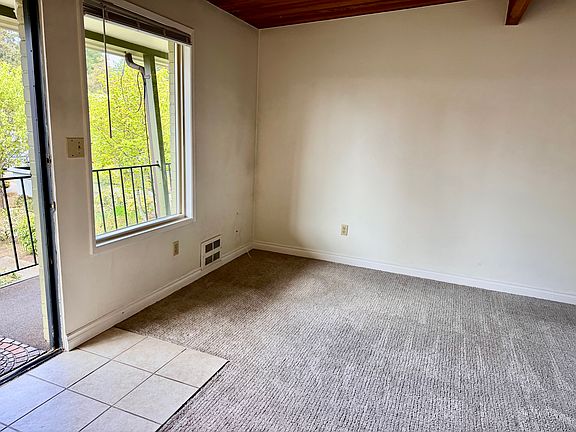 4th image of 21521 73rd Pl W APT 15