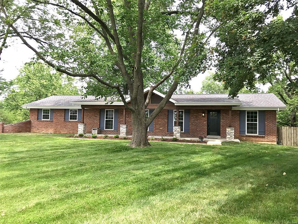 1st image of 12985 Wallingshire Ct