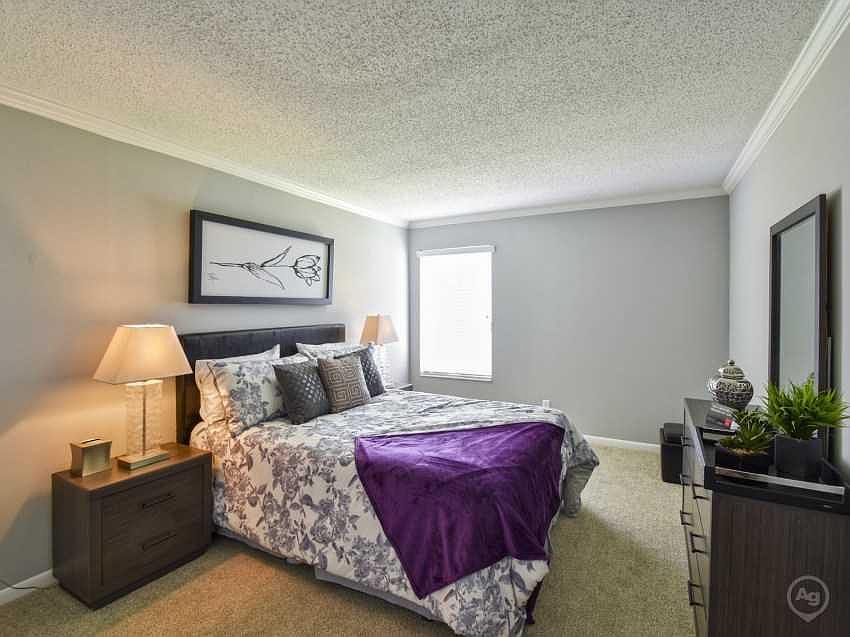 1st image of 306 Village Ln