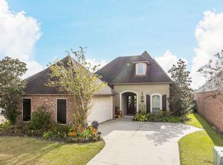 10536 Hill Pointe Ave, Baton Rouge, LA 70810