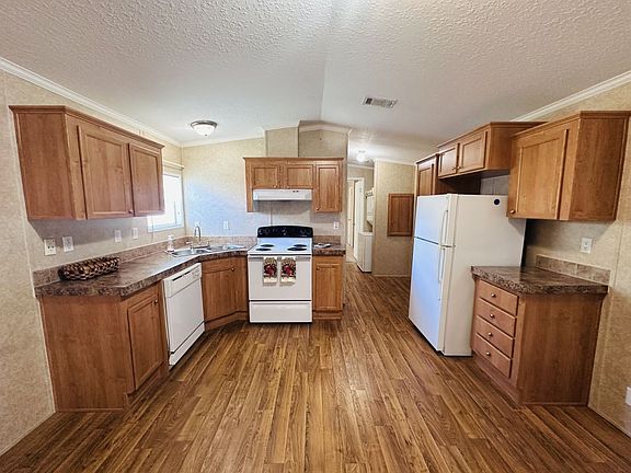 4th image of 6537 Colonial Dr #508