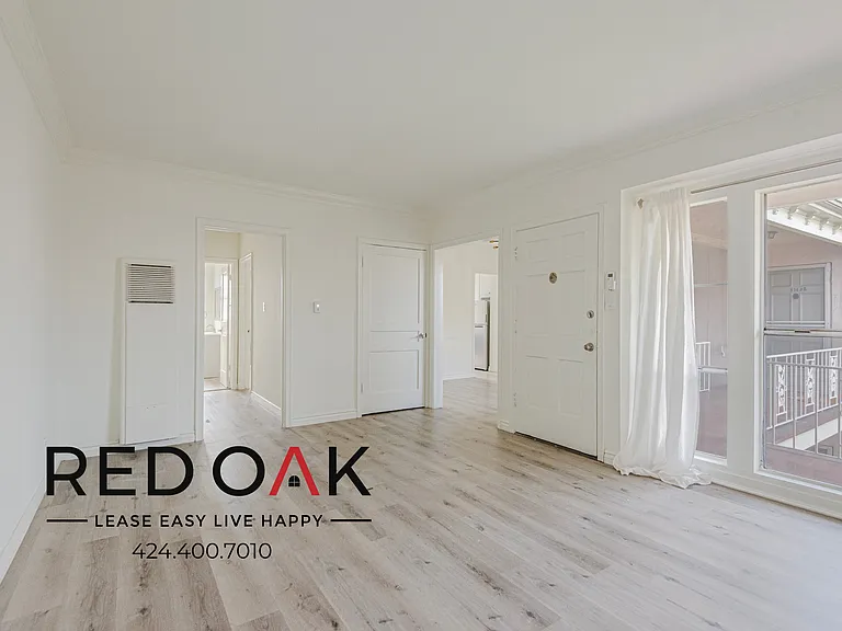 5134-5180 Clinton St #5160.5 — Photo 5