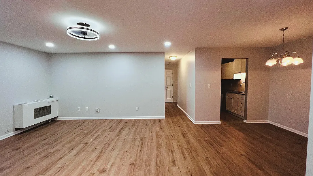2 bed, 1030 sqft, $1,695 — Photo 3