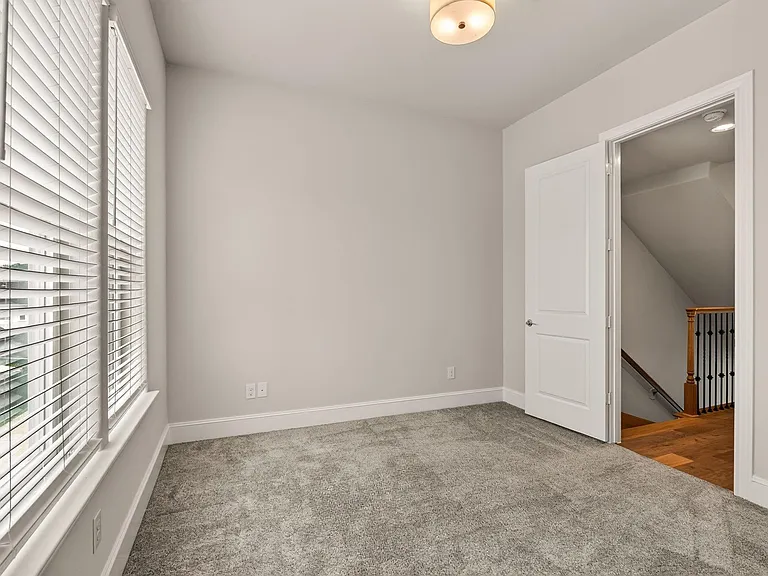 8711 Oak Kolbe Ln — Photo 41