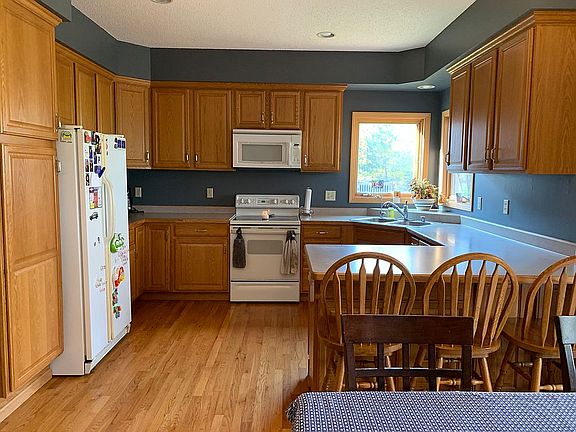 2nd image of 1510 Dutch Heritage Ln