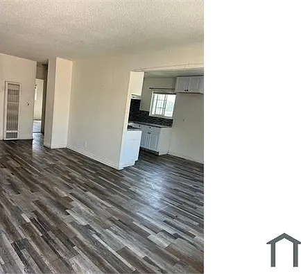 1546 N Hope Ave #C — Photo 2