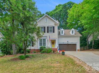 7806 Forest Oaks Ln, Waxhaw, NC 28173