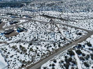 7877 Capelin Rd #13, Phelan, CA 92371