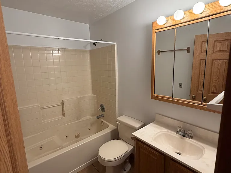 3904 W Michigan Ave — Photo 10