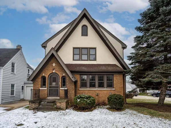 3365 North Elmwood DRIVE #3367, Elmwood Park, WI 53405