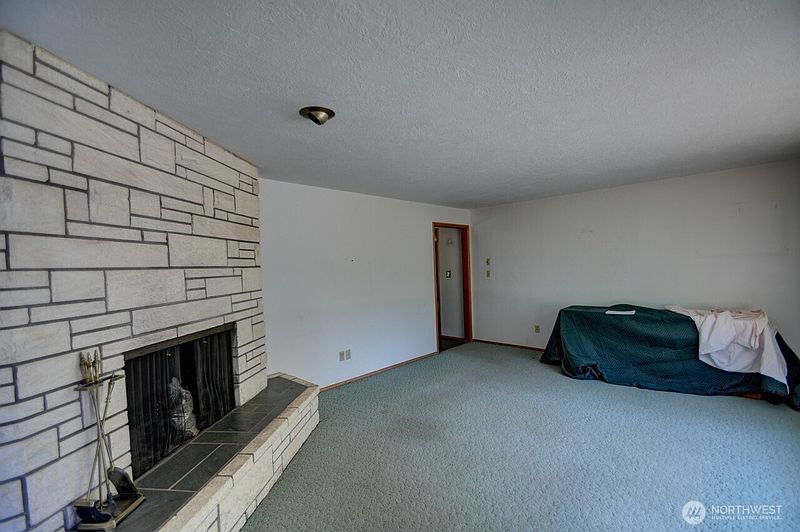 3rd image of 7112 5th Avenue SE