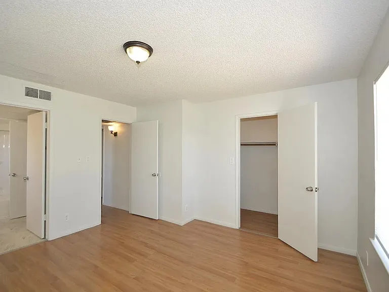 1550 W Ashlan Ave #219 — Photo 6