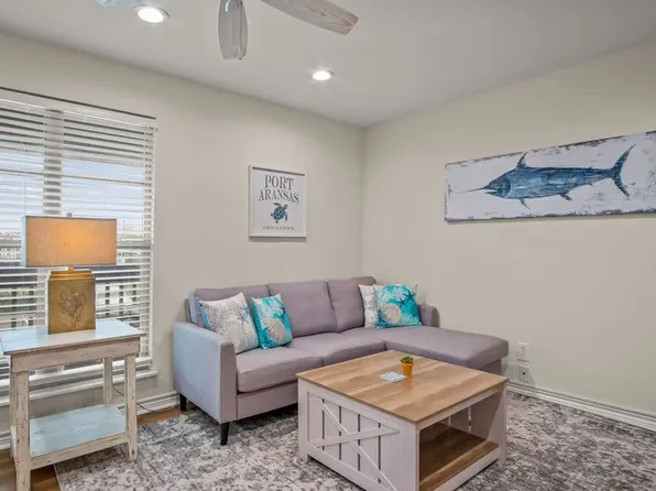 2025 S 11th St, Pt Aransas, TX