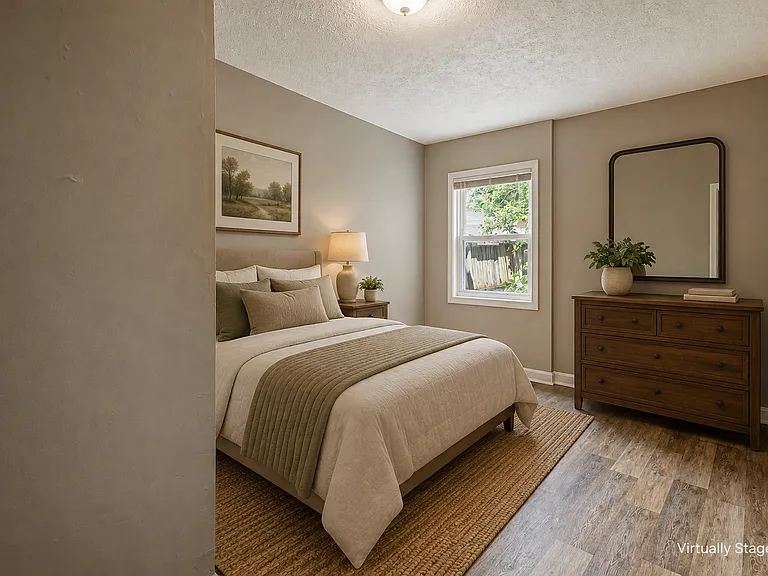 1307 E Market St #1 — Photo 12