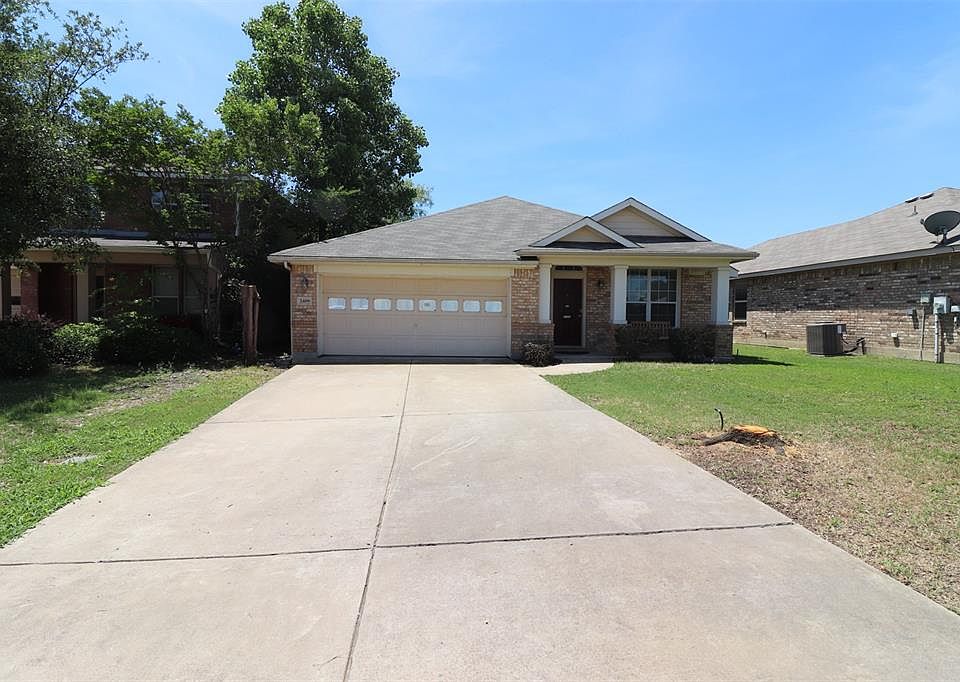 1st image of 2409 Hawkwood Ct
