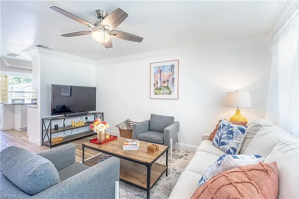 3 bed, 1000 sqft, $2,800 — Photo 1