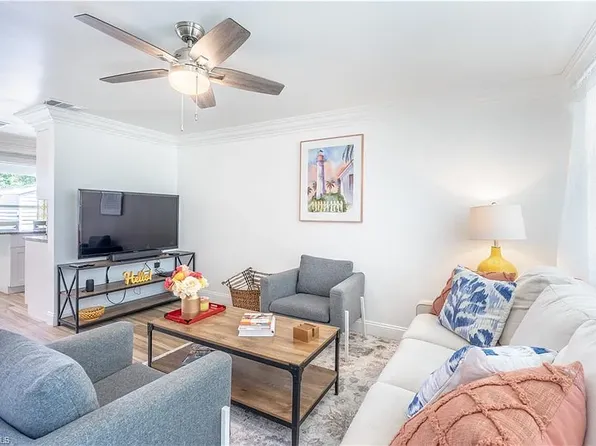 27692 Lime St, Bonita Springs, FL 34135