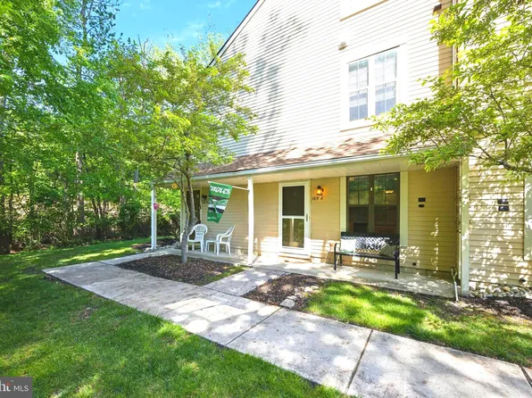 165 Bradford Ct, Mount Laurel, NJ 08054