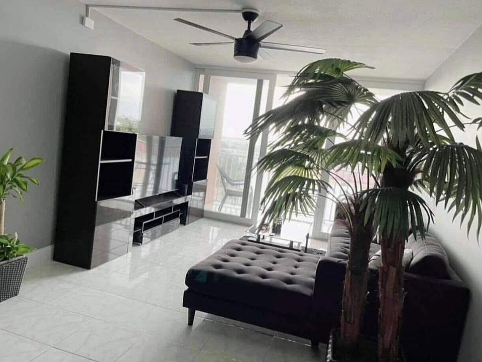1st image of 3312 Northside Dr APT 709
