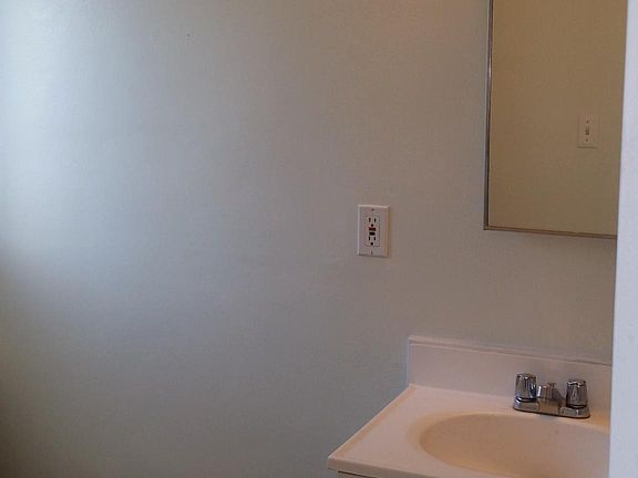 5th image of 5934 Cloverly Ave APT A