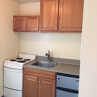 765 E 18th Ave #6 — Photo 4