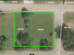 Riverview Dr SE, Warroad, MN 56763