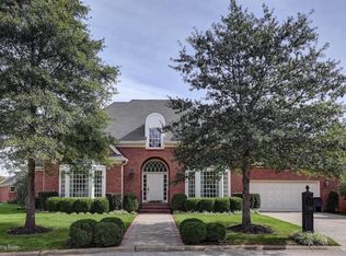 2811 Rivers Edge Rd, Louisville, KY 40222