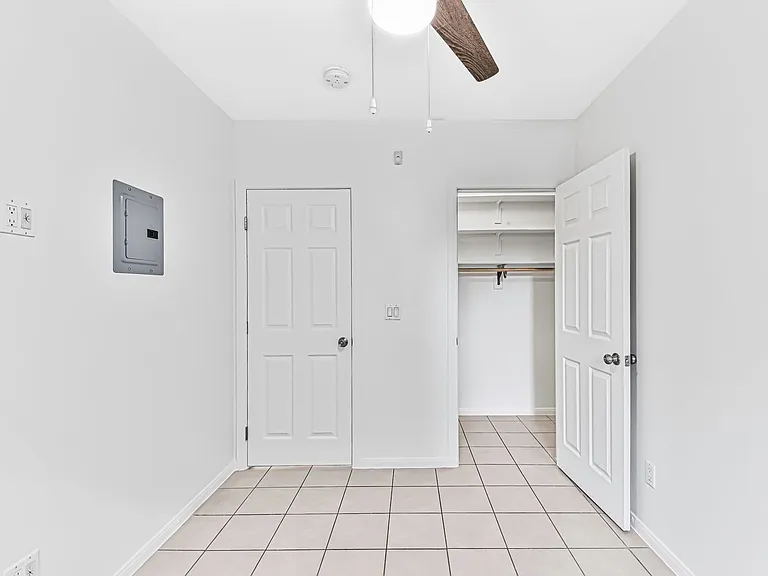 319 Hermosa Ave — Photo 9