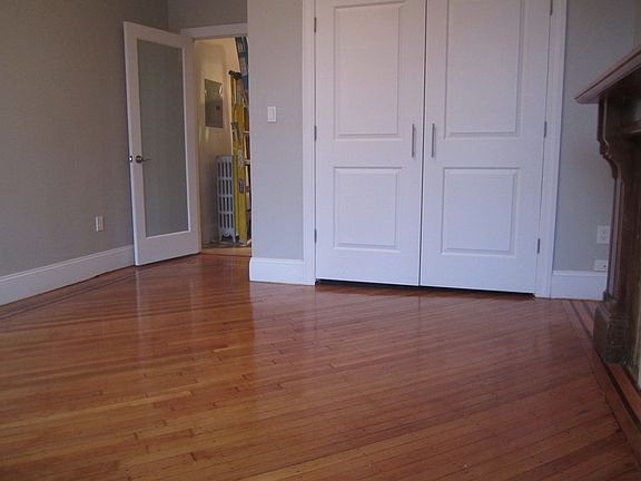 3rd image of 309 Jefferson Ave #2