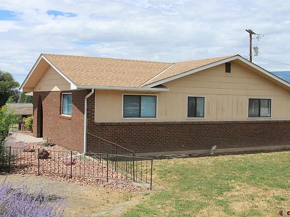3rd image of 920 S Grand Mesa Drive