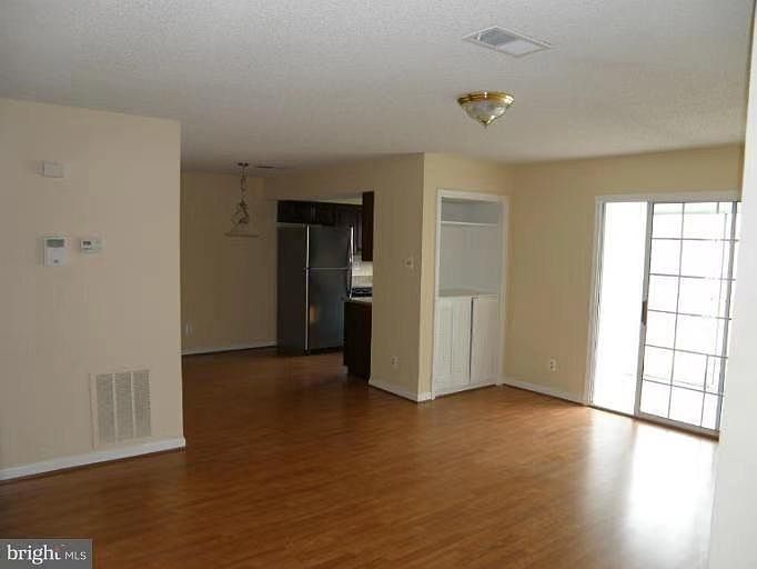 1st image of 12103 Green Leaf Ct APT 101