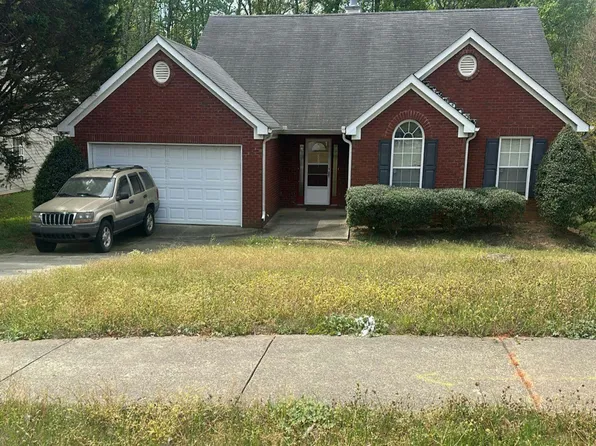 5433 Peachtree Landing Dr, Ellenwood, GA 30294