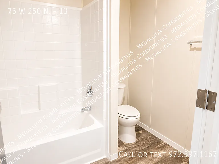 75 W 250 N #13 — Photo 5