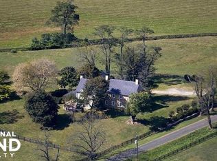 1040 Gap Run Rd, Paris, VA 20130