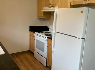 4194 Center St NE, Salem, OR 97301