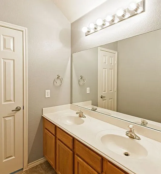 1201 Rain Fern Dr — Photo 6