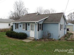 37 E 6th St, Shelby, MI 49455