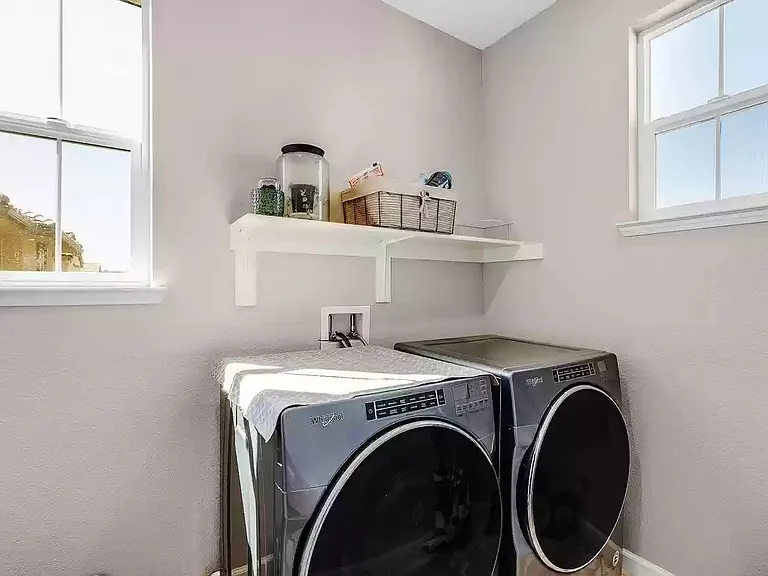 8720 Aquamarine Dr — Photo 10