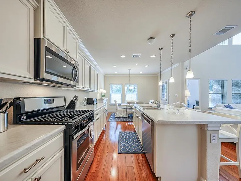 2304 S Lakeline Blvd #393 — Photo 7