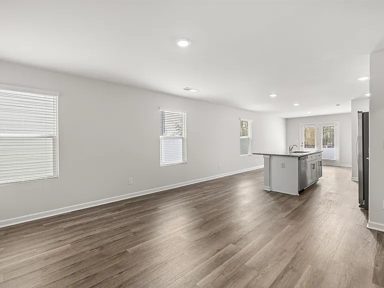 Covey Homes Midsomer — Photo 6