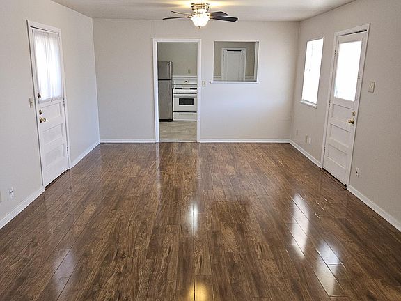 Large Open Living/Dining