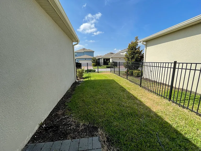 16349 Admirals Cove Ln — Photo 21