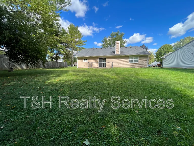 6528 Adamson Ct — Photo 16