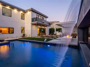 13812 Cumpston St, Sherman Oaks, CA 91401