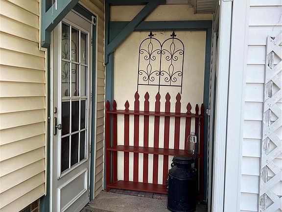 4th image of 605 N Broad St