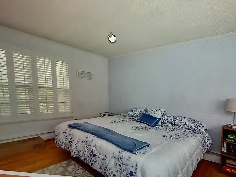 422 Sinclair St — Photo 2