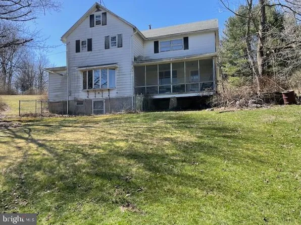 E Side Of Green Mountain Plus North Side, Zion Grove, PA 17985