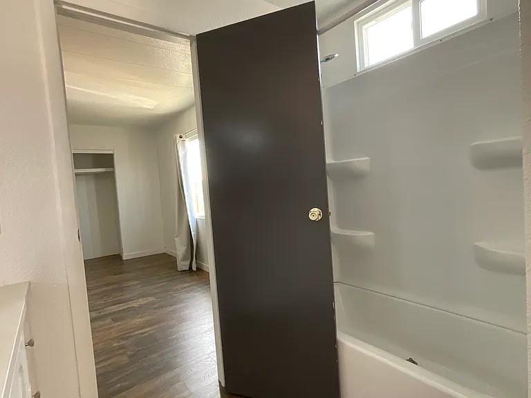 1628 Bluebonnet Blvd — Photo 46