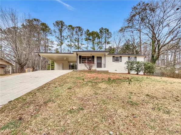 4830 Shady Rest Dr, Powder Springs, GA 30127